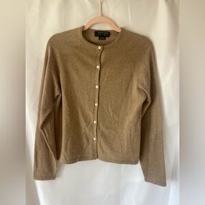 Women’s COUNTRY SHOP 100% Cashmere Tan Classic Cardigan Sweater